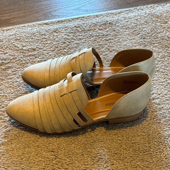 Maurices Shoes - Maurice’s taupe flats